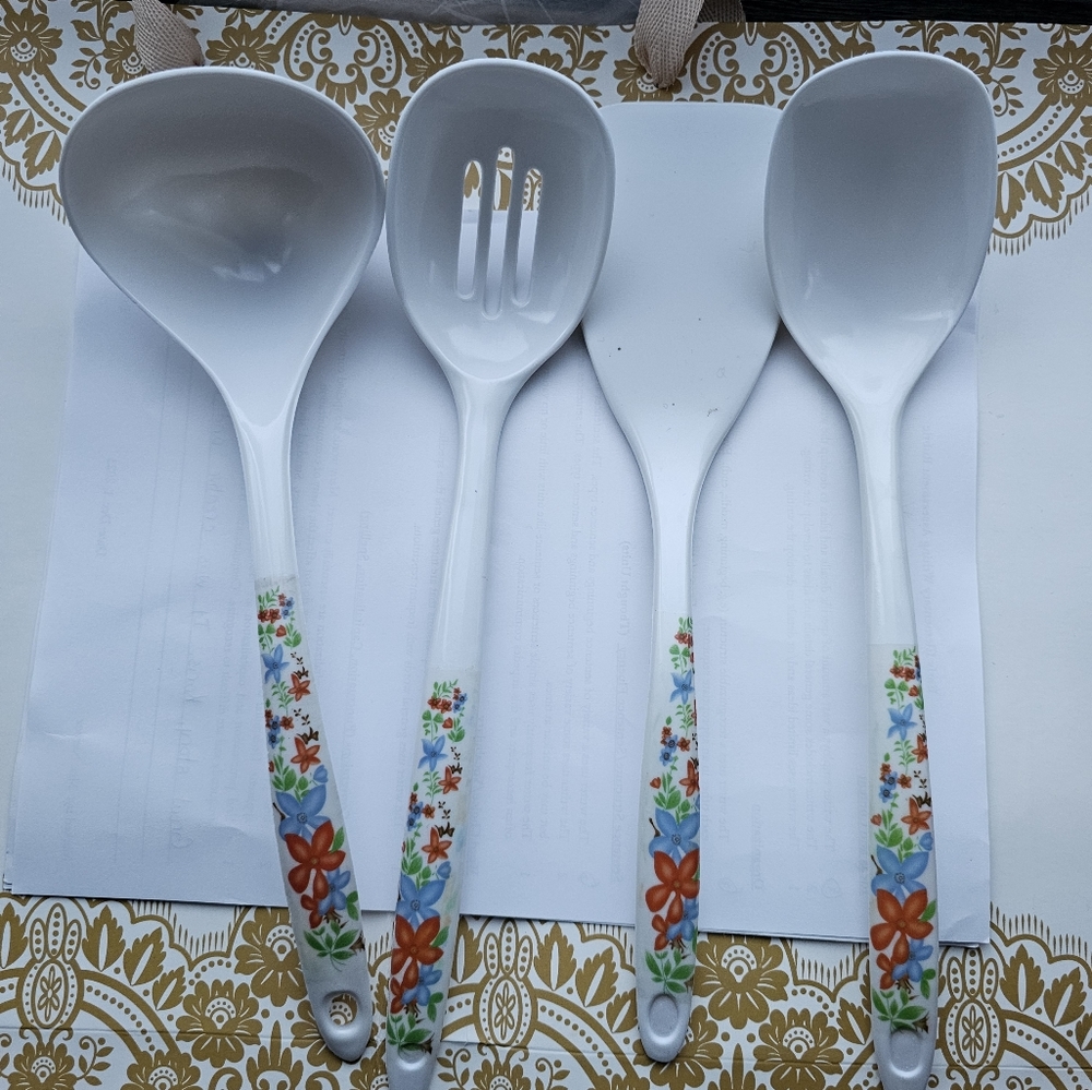 4pc Kitchen utensil set